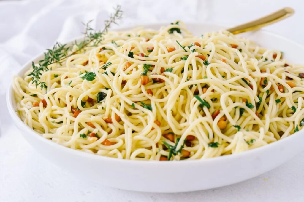 garlic-and-herb-pasta