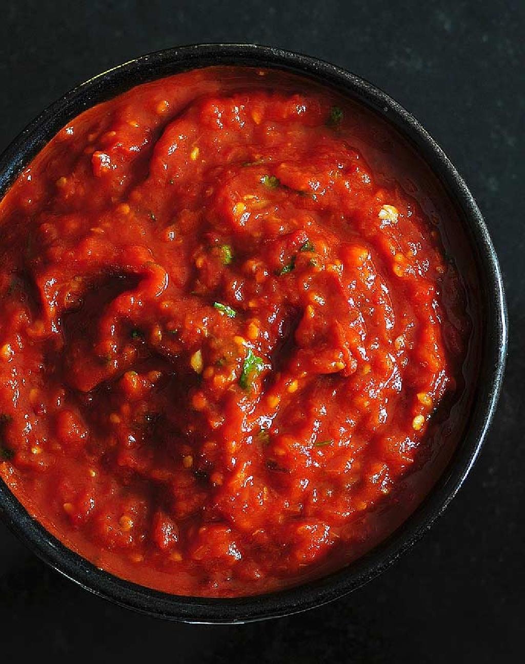 spicy roasted tomato chipotle salsa